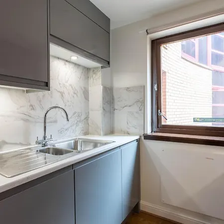 Stunning 1 Bed Merchant City Apartment With Parking Glasgow Exterior photo