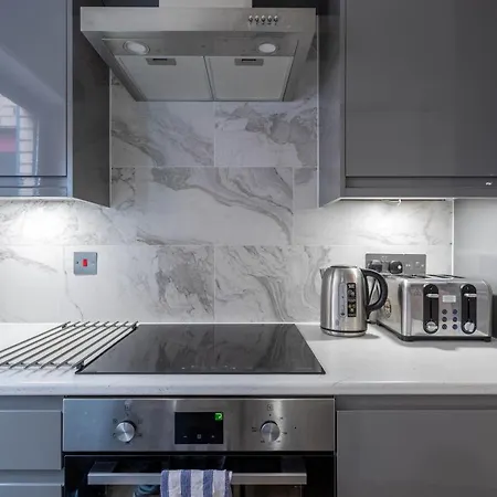 Stunning 1 Bed Merchant City Apartment With Parking Glasgow Exterior photo