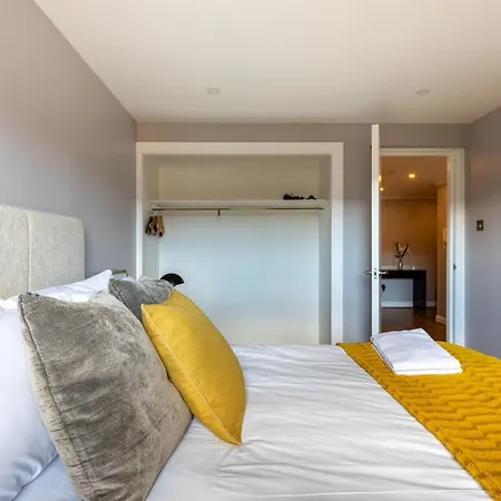 Stunning 1 Bed Merchant City Apartment With Parking Glasgow Exterior photo